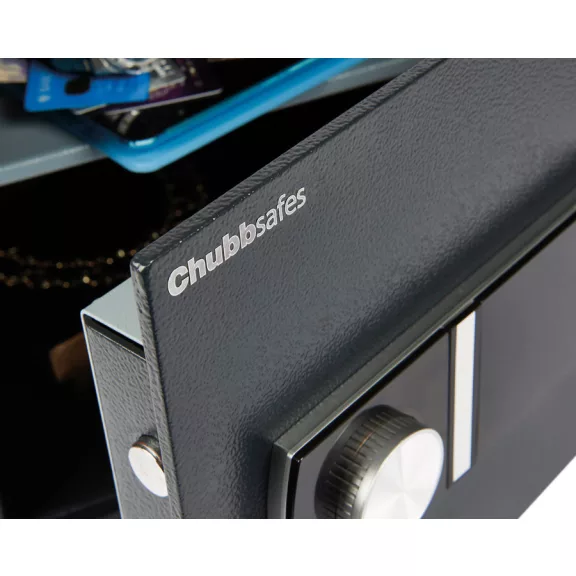 Chubbsafes® - Alpha Plus UG-15 digitális bútorszéf Chubbsafes® - Alpha Plus UG-15 digitális bútorszéf
