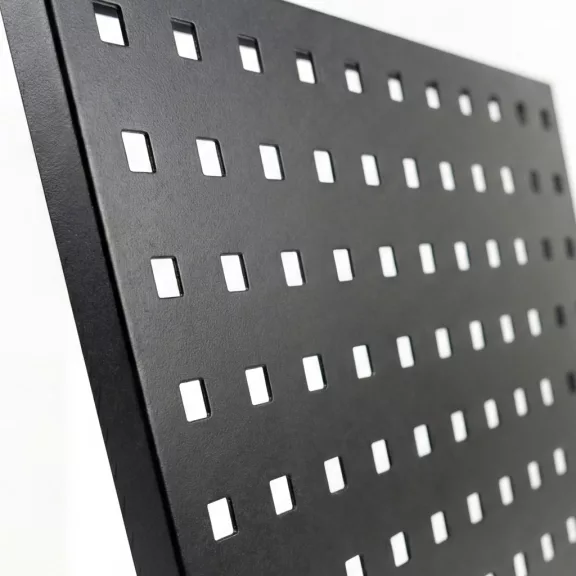 Szabadon álló perforált tábla 660 x 400 x 300 mm