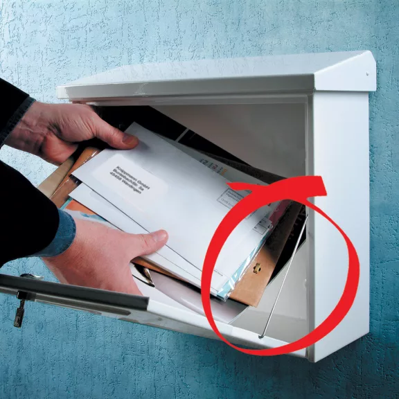Burg Wächter nagyméretű kerítésen kívüli postaláda – BW04120 – Fehér – 340 x 380 x 148 mm