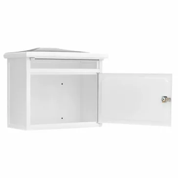 Díszes kerítésen kívüli postaláda