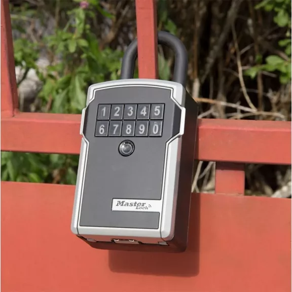 Master Lock 5440 kulcsszéf - okos megoldás kulcsok és beléptetési kártyák kezelésére