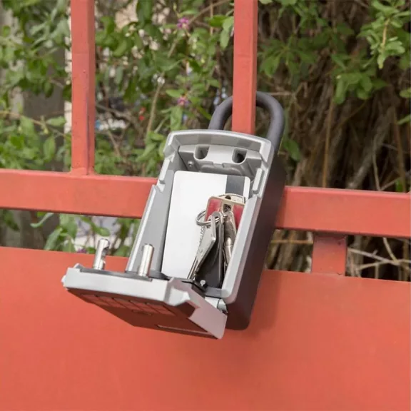 Master Lock 5440 kulcsszéf - okos megoldás kulcsok és beléptetési kártyák kezelésére
