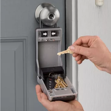 Master Lock 5480 számzáras kulcsszéf – ML5480