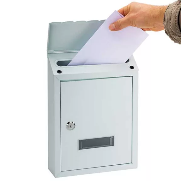 Norma kisméretű univerzális postaláda