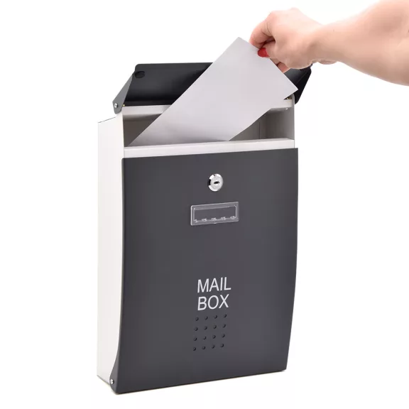 Modern kültéri postaláda Modern kültéri postaláda
