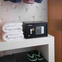 Yale® - otthoni széf digitális zárral és LCD kijelzővel