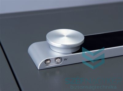 Yale-520 Széf 60 Perces tűzállósággal - Érintőkijelzős zárszerkezettel Yale-520 Széf 60 Perces tűzállósággal - Érintőkijelzős zárszerkezettel
